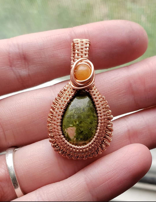 Unakite and Agate Copper Woven Pendant